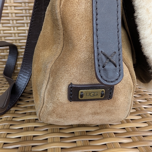 Ugg Heritage Brown Cream Leather Cow Suede Shearling Crossbody Bag - Picture 6 of 16